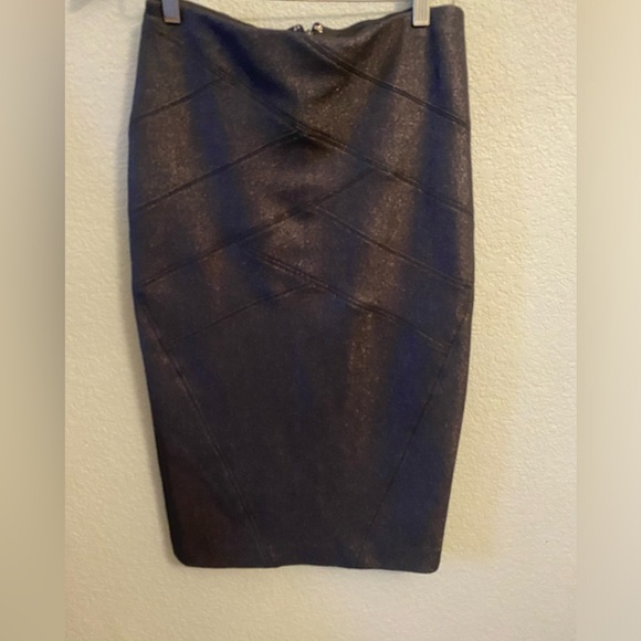 Express pencil skirt - Picture 3 of 7
